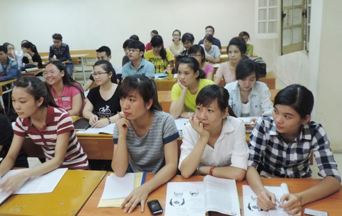 Làm giáo viên tiếng Nhật để dạy cho người lao động tại các trung tâm